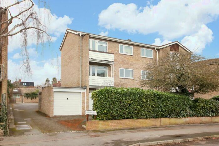 2 Bedroom Apartment To Rent In Heron Place, Hernes Road, Oxford, OX2