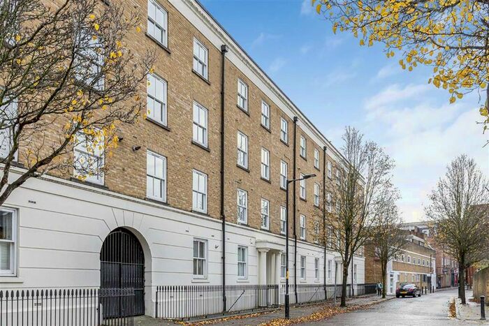 2 Bedroom Flat To Rent In Spurgeon Street, London, SE1