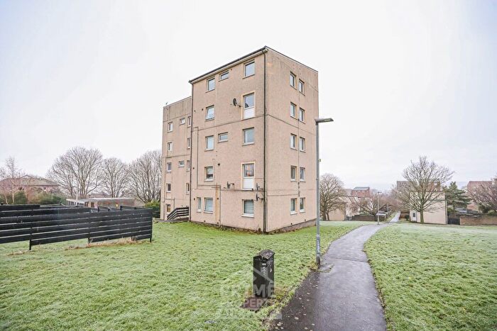 2 Bedroom Flat For Sale In Lossie Place, Angus, DD2