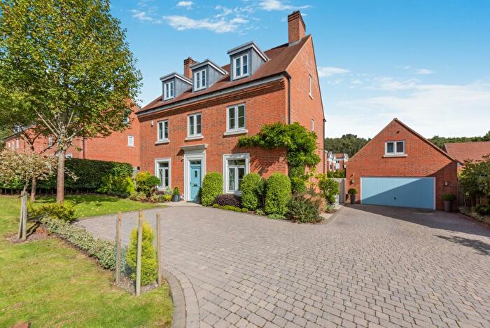 5 Bedroom Detached House For Sale In Brackenwood, Midhurst, West Sussex, GU29