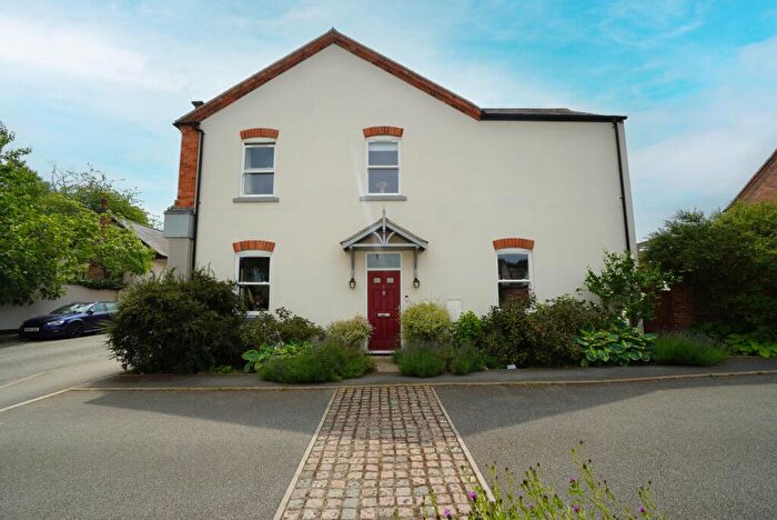 3 Bedroom Semi-Detached House For Sale In Old Forge Close, Kegworth, DE74