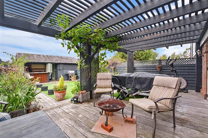 3 Bedroom Detached House For Sale In Old Beams Yard, Brenzett, Romney Marsh, Kent, TN29