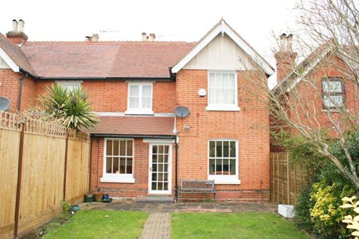 4 Bedroom Cottage To Rent In Blue Ball Lane, Egham, Surrey, TW20
