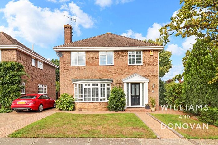 3 Bedroom Detached House For Sale In Netherfield, Thundersley, SS7