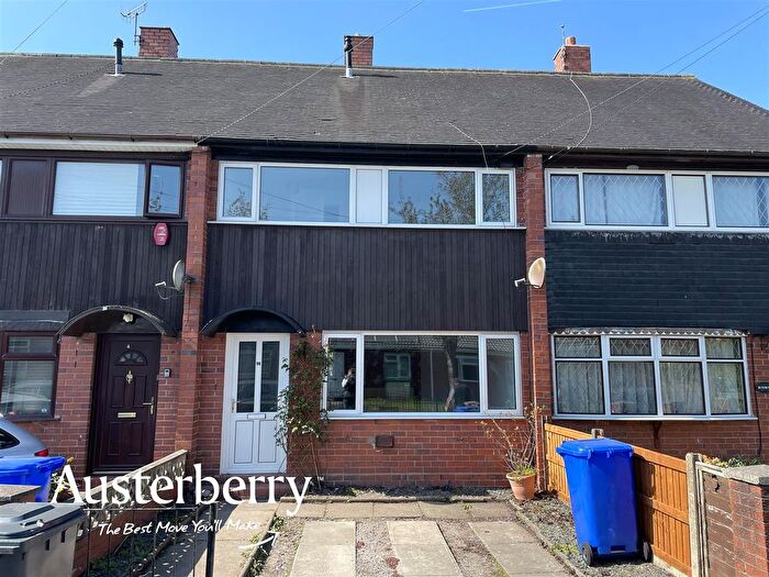 3 Bedroom Town House To Rent In Lundy Road, Longton, Stoke-On-Trent, Staffordshire, ST3