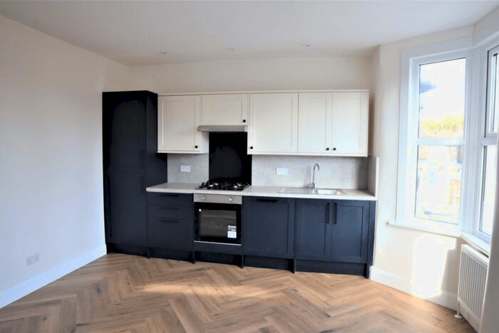 2 Bedroom Maisonette To Rent In Salomons Road, London, E13