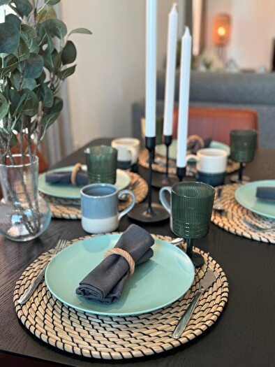 3 Bedroom Flat To Rent In Oxbow, Stephenson House, M5