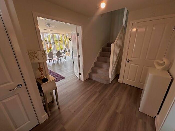 4 Bedroom House To Rent In Chestnut Close, Burton Upon Trent., DE14