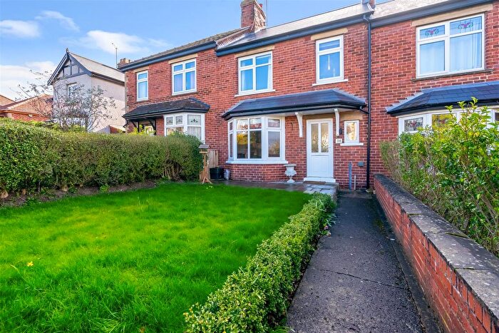 3 Bedroom Terraced House For Sale In Gilling Road, Richmond, DL10