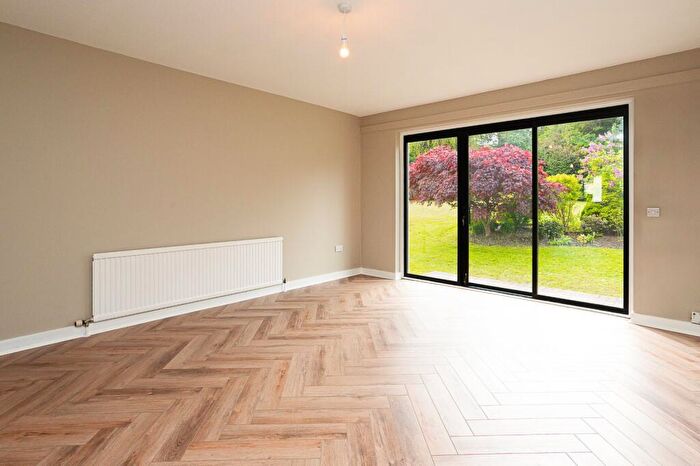 3 Bedroom Flat To Rent In Rose Court, Easter Park Drive, Edinburgh, EH4
