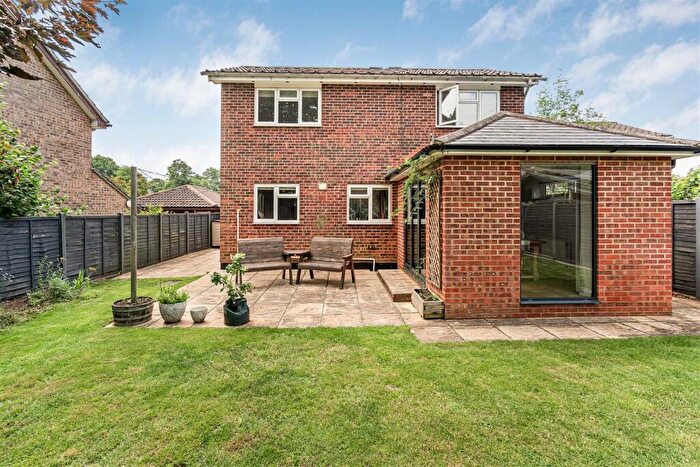 3 Bedroom Detached House For Sale In Forest Rise, Liss Forest, GU33