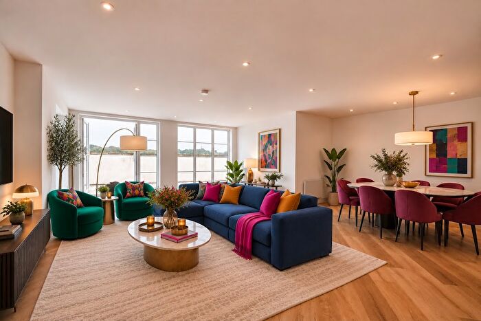 3 Bedroom Penthouse For Sale In The Cosmopolitan, Commerical Road, Poole, Dorset, BH14