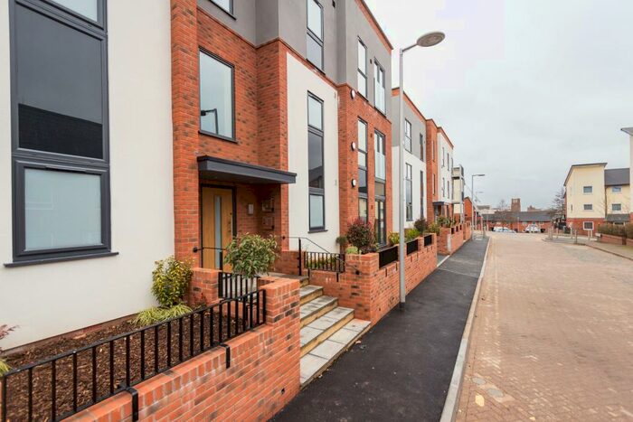 1 Bedroom Flat To Rent In Latimer House, Birmingham, B15