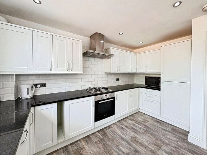 4 Bedroom Terraced House To Rent In West Street, Faversham, Kent, ME13