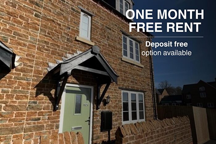 4 Bedroom Terraced House To Rent In Wykham Park, Banbury, OX16