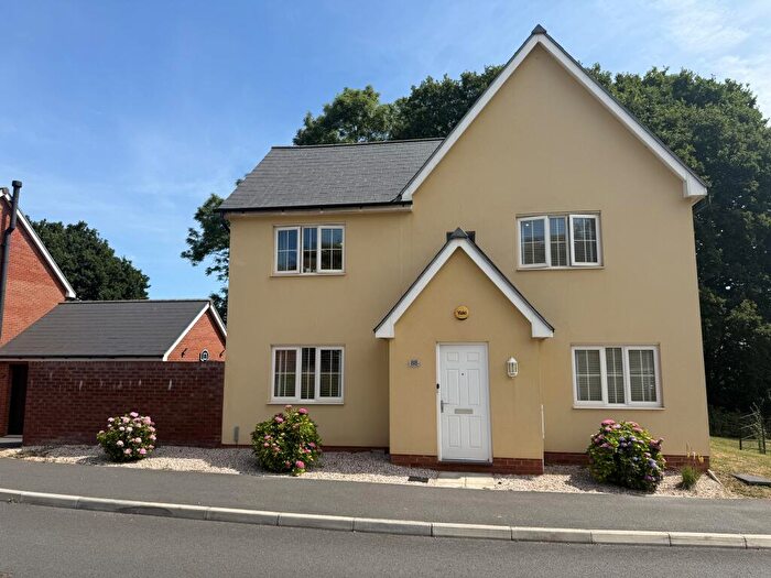 4 Bedroom Detached House To Rent In Old Park Avenue, Pinhoe, EX1