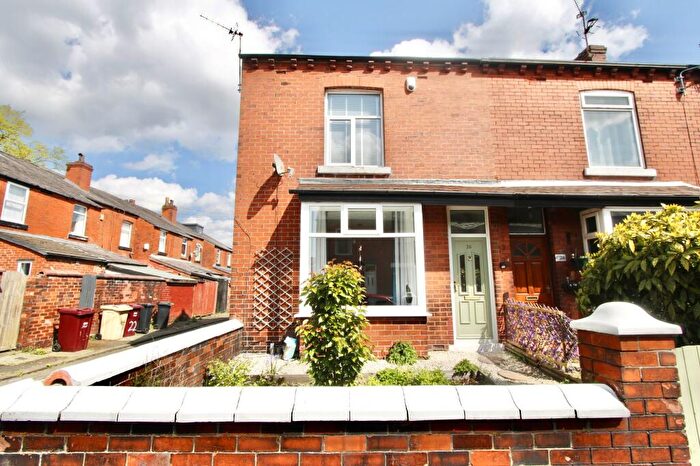2 Bedroom End Of Terrace House For Sale In Cromer Avenue, Bolton, BL2