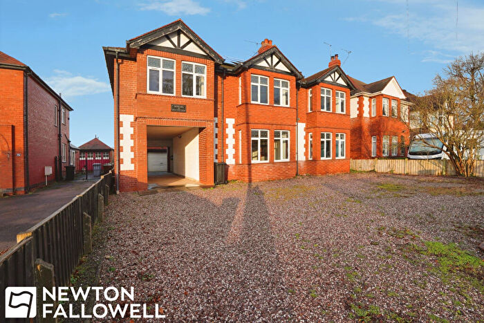 5 Bedroom Detached House For Sale In North Road, Retford, DN22