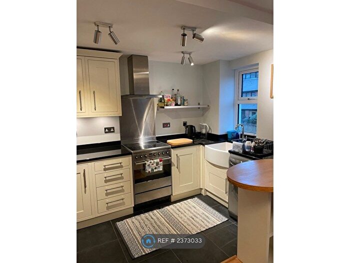 1 Bedroom Flat To Rent In Plough Way, London, SE16