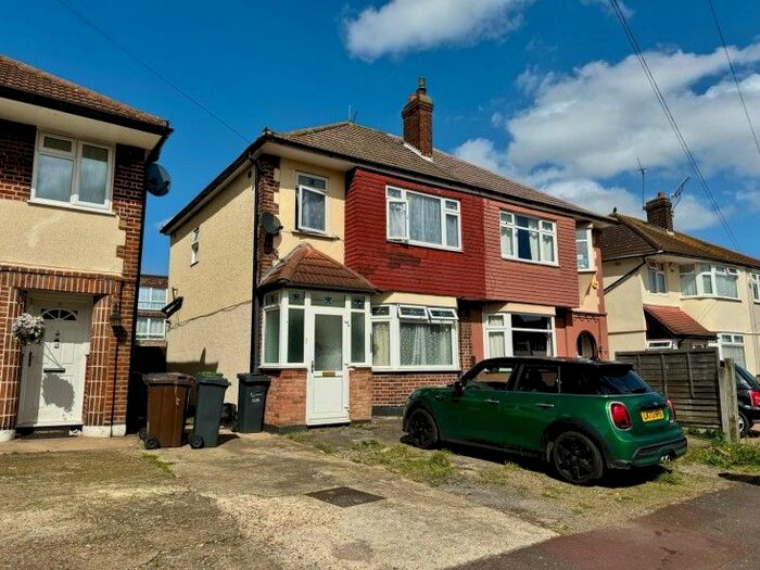 3 Bedroom Semi-Detached House To Rent In St. Giles Close, London, RM10