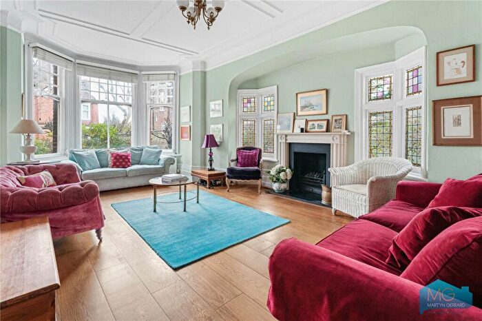 5 Bedroom End Of Terrace House For Sale In Muswell Hill Road, London, N10