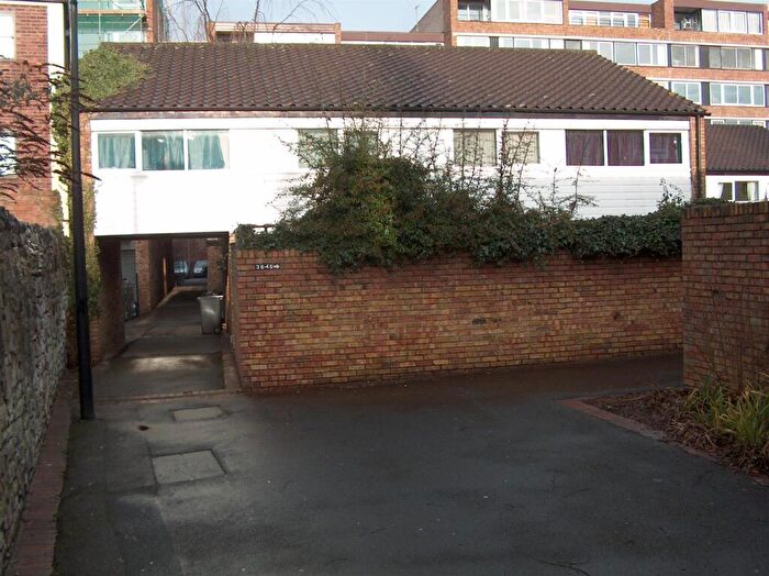 4 Bedroom Detached House To Rent In High Kingsdown, Bristol, BS2