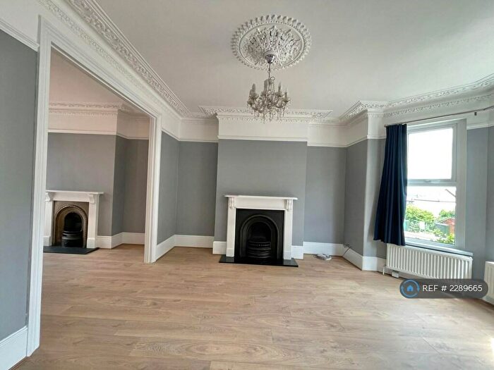 3 Bedroom Terraced House To Rent In Griffin Road, London, SE18