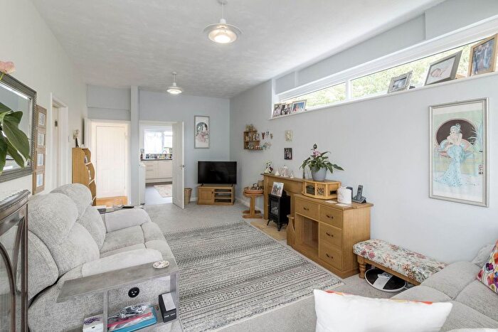 3 Bedroom Detached Bungalow For Sale In Baccara Grove, Bletchley, MK2