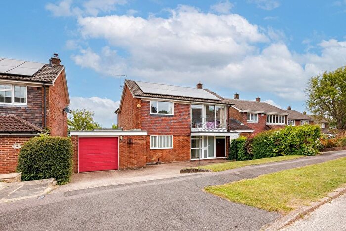 4 Bedroom Detached House For Sale In Pleasant View Road, Crowborough, TN6