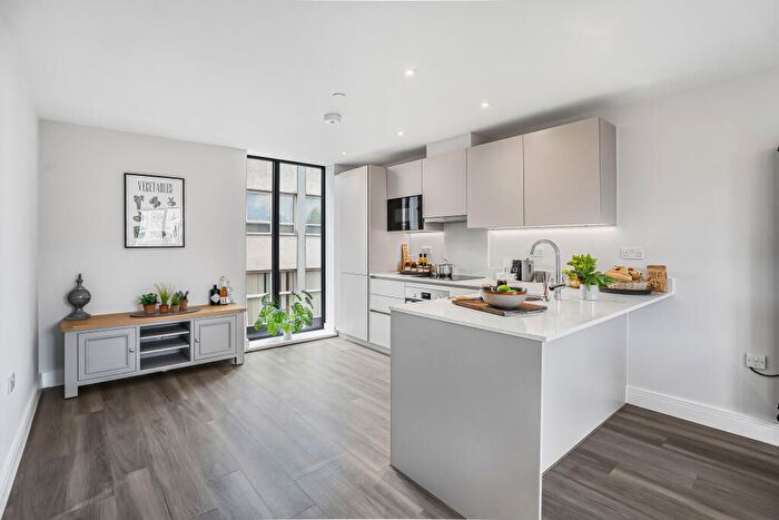 3 Bedroom Terraced House For Sale In Goode House, Old Electricity Works, Campfield Road, St Albans, AL1