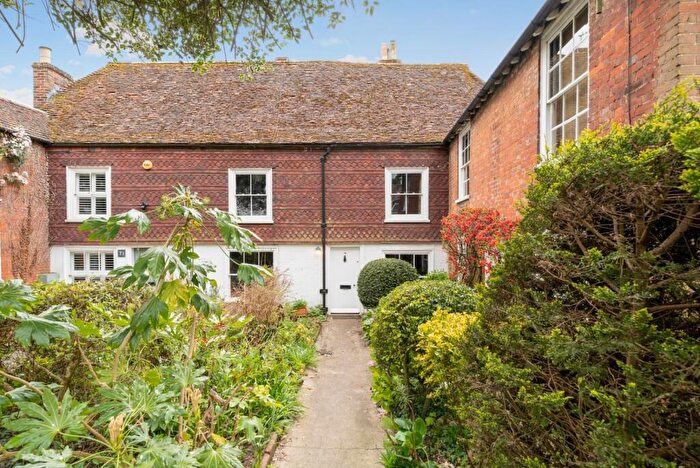 3 Bedroom Terraced House For Sale In Mill Street, East Malling, West Malling, ME19