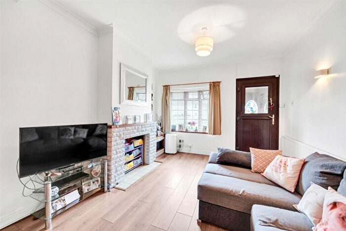 2 Bedroom Terraced House To Rent In Hawley Road, Dartford, DA1