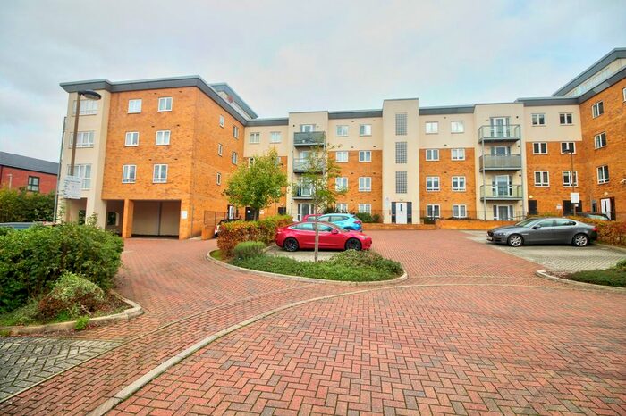 2 Bedroom Flat To Rent In Todd Close, Borehamwood, WD6