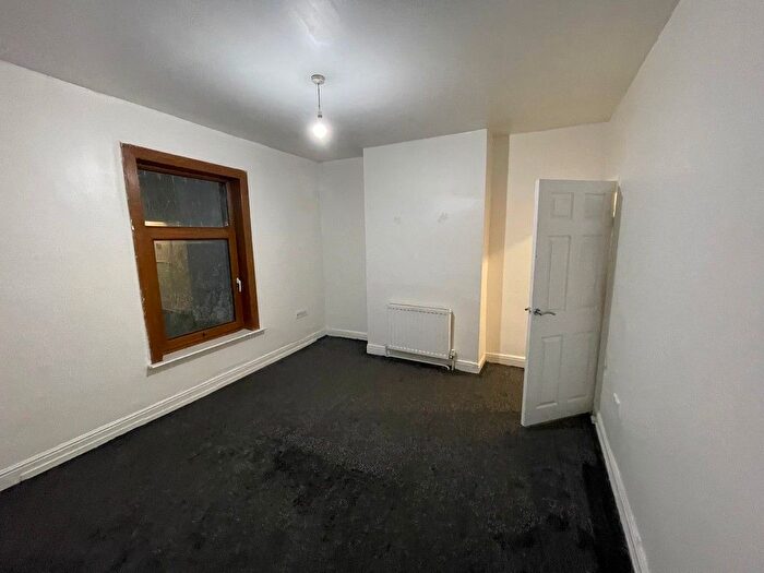 3 Bedroom Terraced House To Rent In Ellerton Road, Sheffield, S5