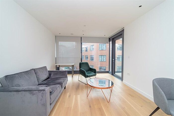1 Bedroom Apartment To Rent In Makers Building, Jasper Walk, Hackney, London, N1