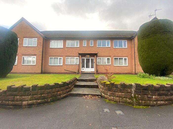 2 Bedroom Flat To Rent In St. Peters Croft, Driffold, Sutton Coldfield., B73