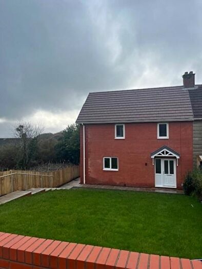 3 Bedroom Semi Detached House For Sale In Brynmefys, Llanelli, SA15