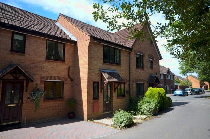 2 Bedroom Terraced House To Rent In Mosaic Close, Southampton, SO19