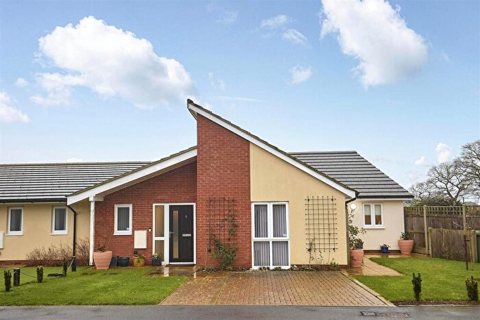 2 Bedroom House For Sale In Wangford Road, Reydon, Southwold, IP18