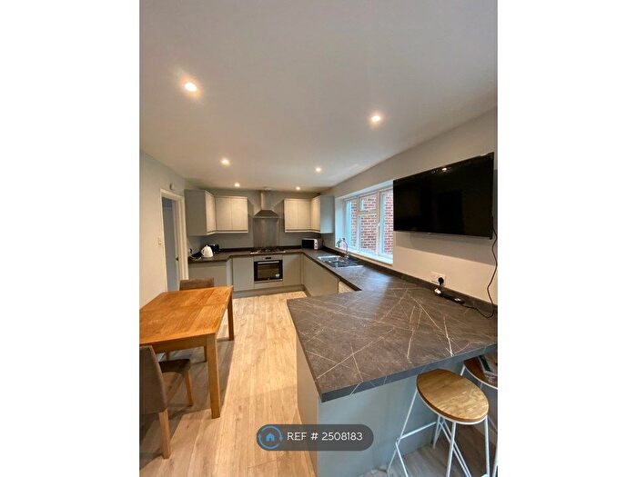 4 Bedroom Terraced House To Rent In Blackwell Avenue, Guildford, GU2