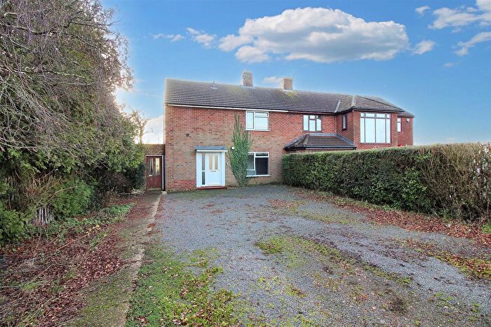 3 Bedroom Semi-Detached House For Sale In Thornton Road, Nash, Milton Keynes, MK17