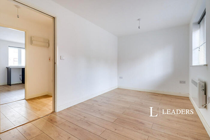1 Bedroom Flat To Rent In Flat, Ivanhoe Street, Leicester, LE3