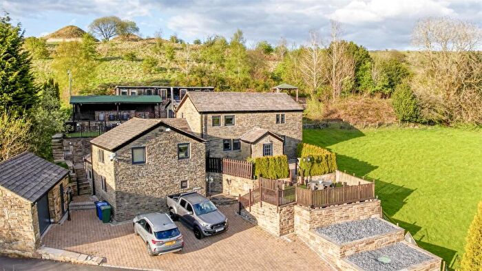 4 Bedroom Detached House For Sale In Hollin Lane, Rawtenstall, Rossendale, BB4