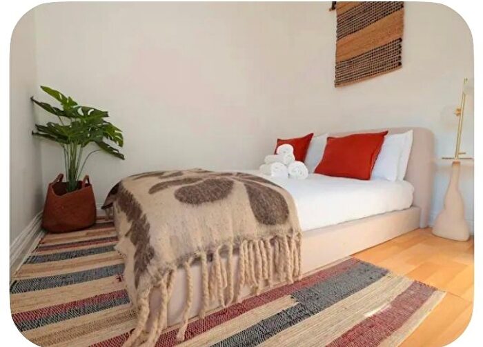 1 Bedroom Flat To Rent In Edgware Road, London, W2