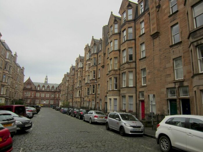 2 Bedroom Flat To Rent In Bruntsfield Avenue, Bruntsfield, Edinburgh, EH10