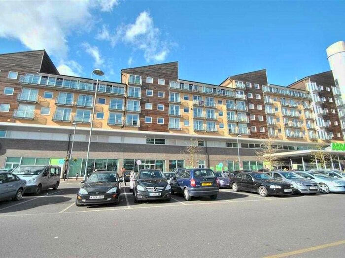 2 Bedroom Flat To Rent In Tilley Road, Feltham, TW13