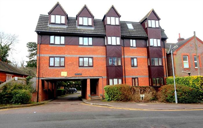 2 Bedroom Flat For Sale In Alexandra Road, Old Town, HP2