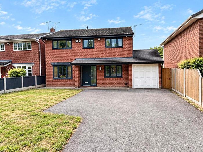 4 Bedroom Detached House For Sale In Brecks Lane, Kirk Sandall, Doncaster, DN3