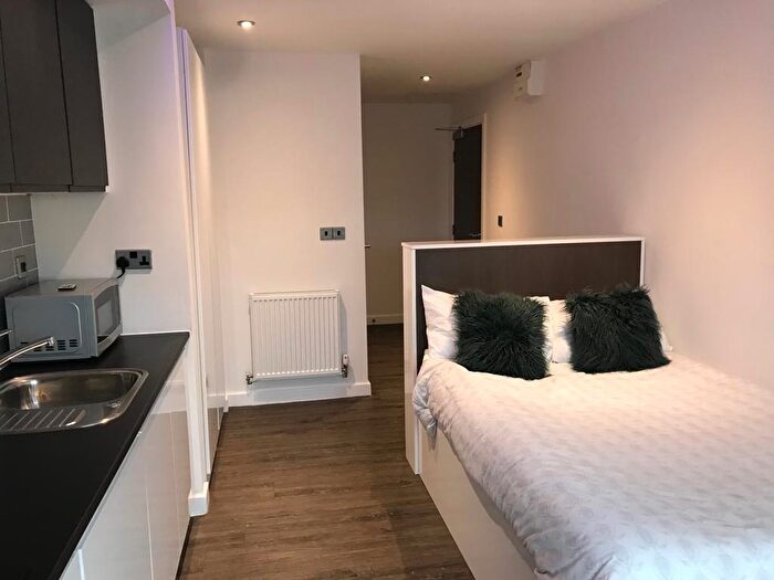 Studio To Rent In Headford Street, Sheffield, S3