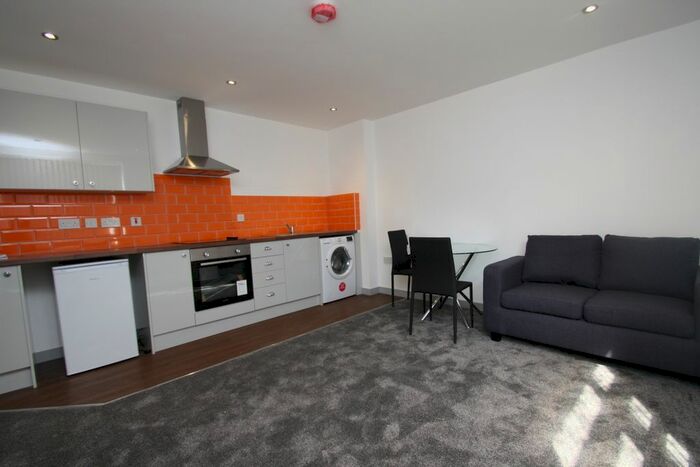 1 Bedroom Flat To Rent In Anlaby Road, Hull, HU1